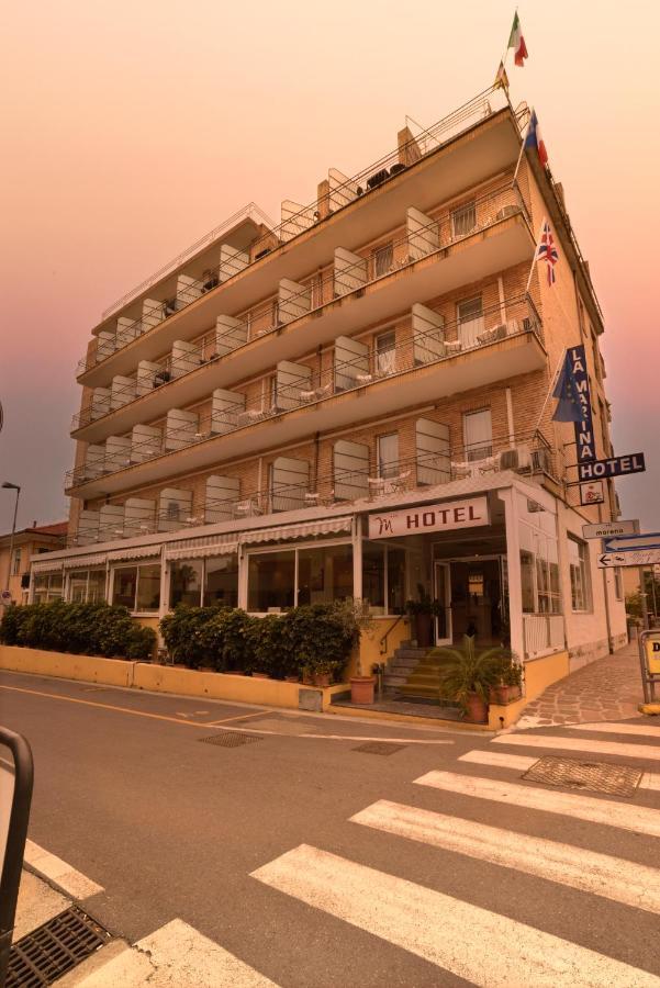 Hotel Ristorante La Marina Mhotelsgroup San Bartolomeo Al Mare Exterior foto